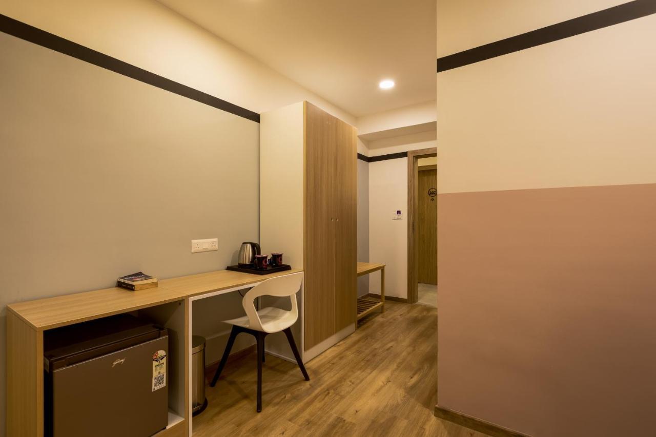 העיר בנגלור Olive Hotel Indiranagar 100Ft Road By Embassy Group מראה חיצוני תמונה
